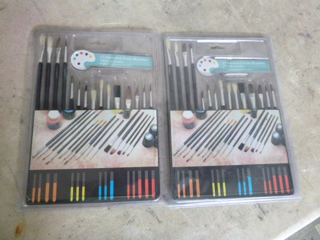 2 Packs of Assorted Artist Paint Brushes