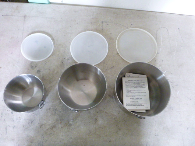3 Stainless Steel Bowls