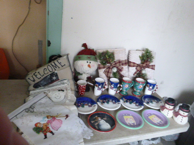 Miscellaneous Holiday Dcor