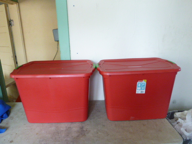 2 Storage Totes