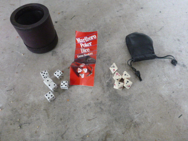 Dice Box with Dice