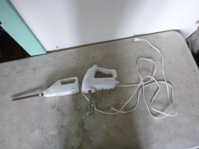 Sunbeam Mixmaster Mixer and Regal Electric Knife