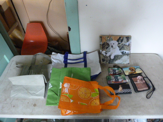 Miscellaneous Bags and Totes