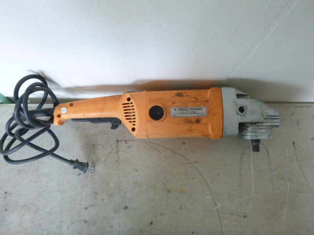 Chicago Electric 9 Angle Grinder