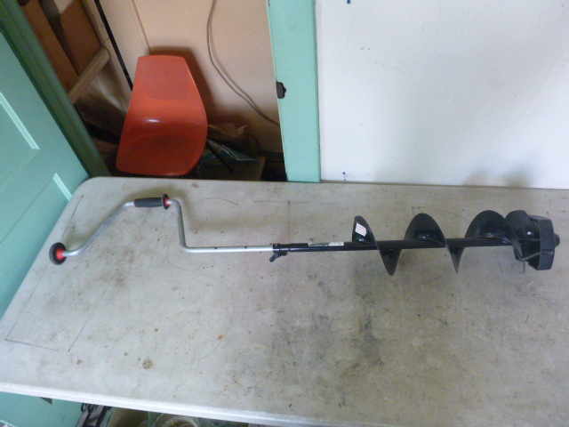 Strikemaster Hand Ice Auger