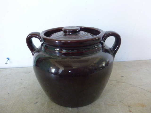 Bean Pot or Cookie Jar