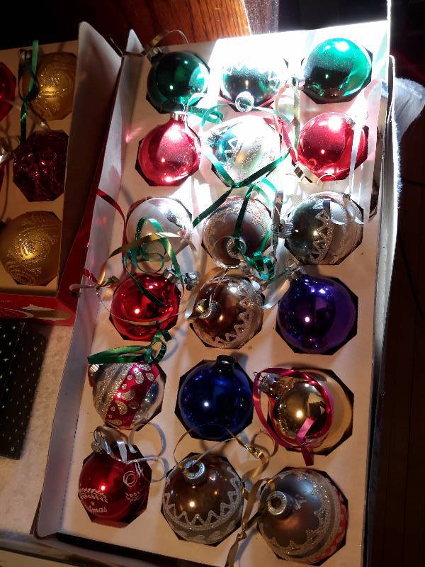 Misc. Christmas Decorations as pictured