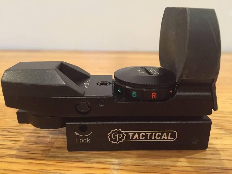 lot 17 image: CP Tactical 32mm Reflex Site