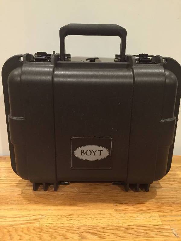 lot 26 image: Boyt Waterproof Pressure Case