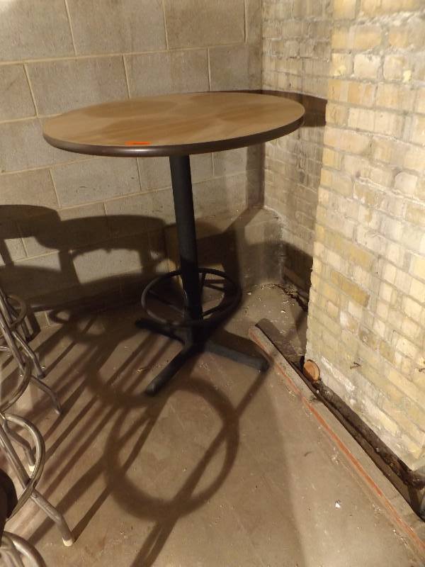 Bar Table