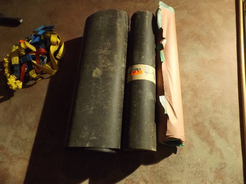 Felt paper and tracing paper