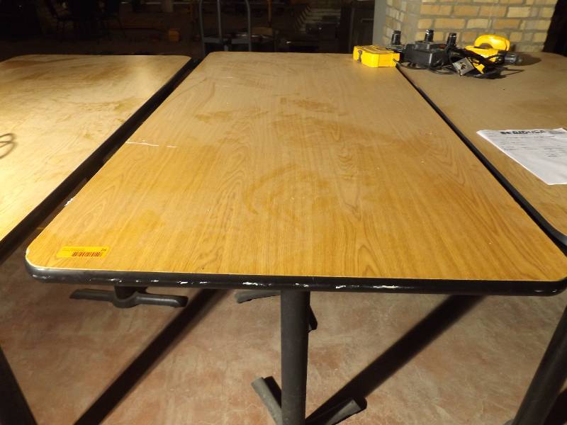Bar Table