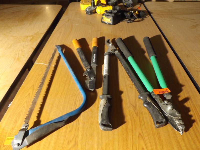 Pruning Tools