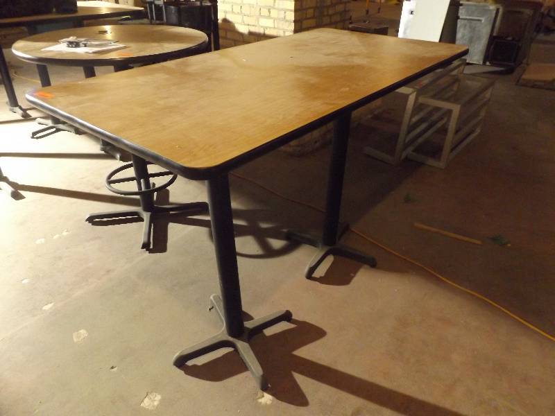 Bar Table