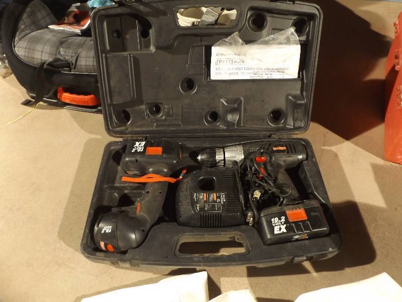 Craftsman drill set