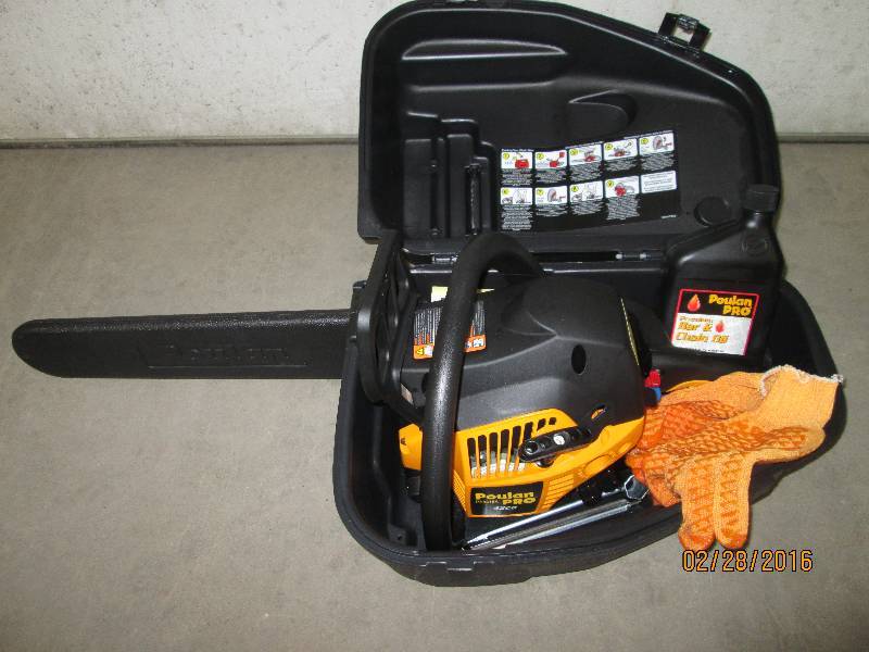 lot 4 image: Poulan Pro 42cc Chainsaw