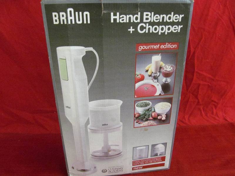 lot 16 image: Braun hand blender