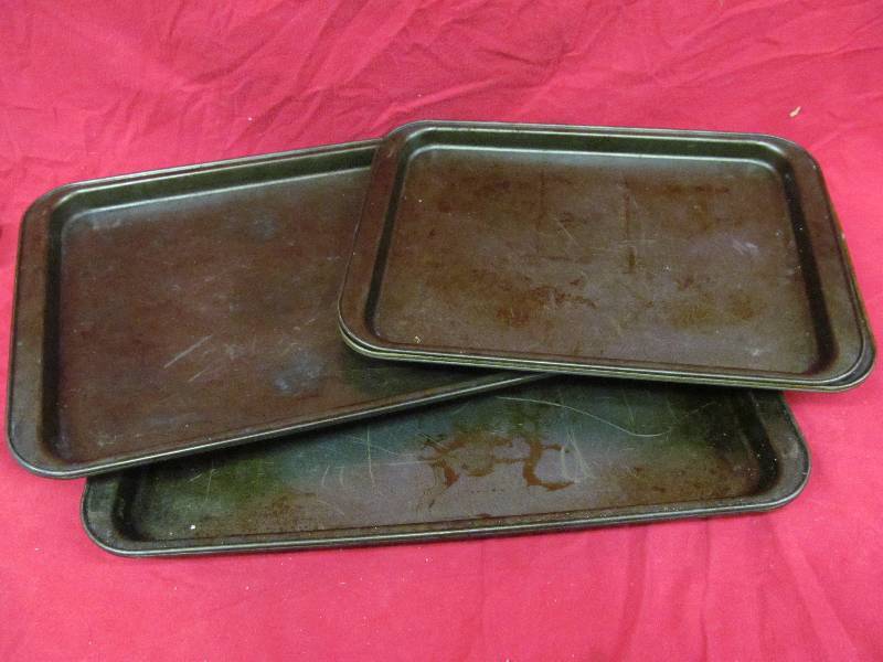 lot 79 image: cookie sheets