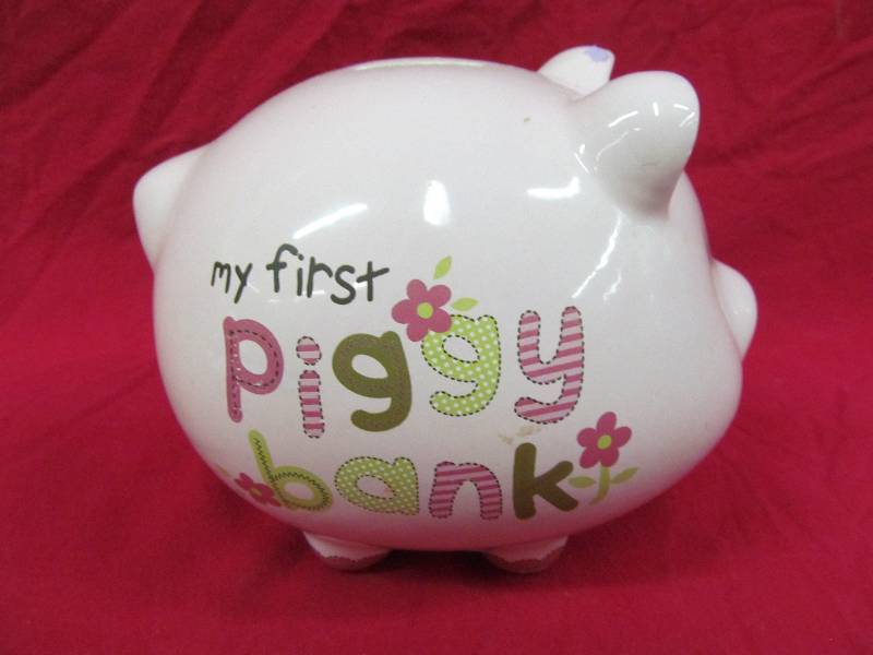 lot 82 image: coin bank