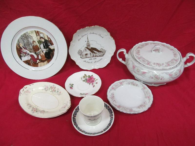 lot 125 image: Plates