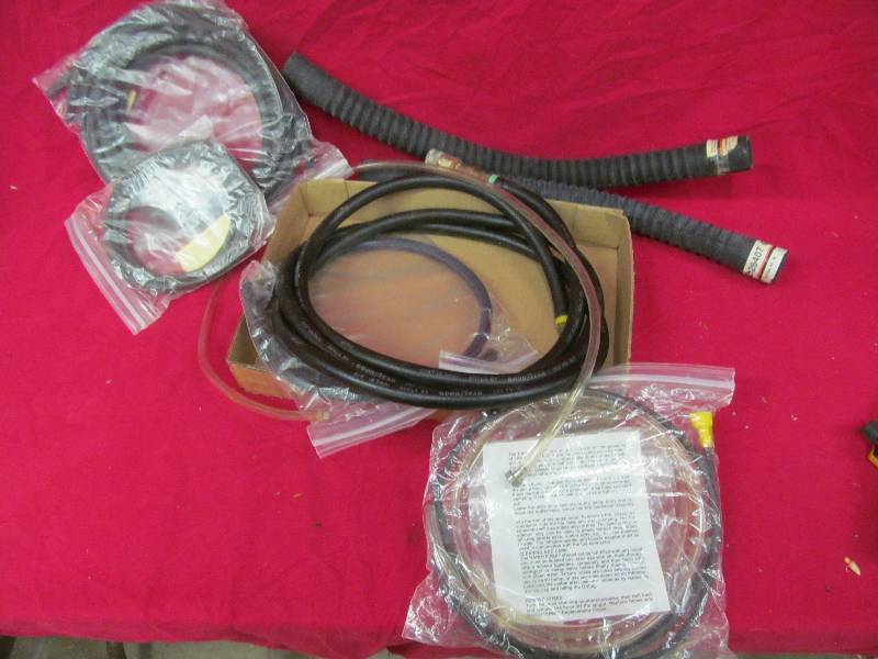 lot 152 image: Hoses
