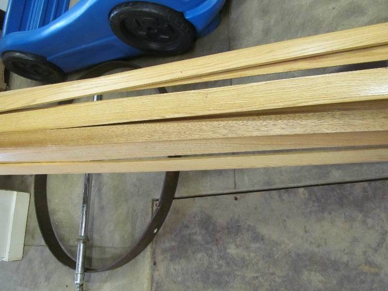 lot 185 image: oak trim boards