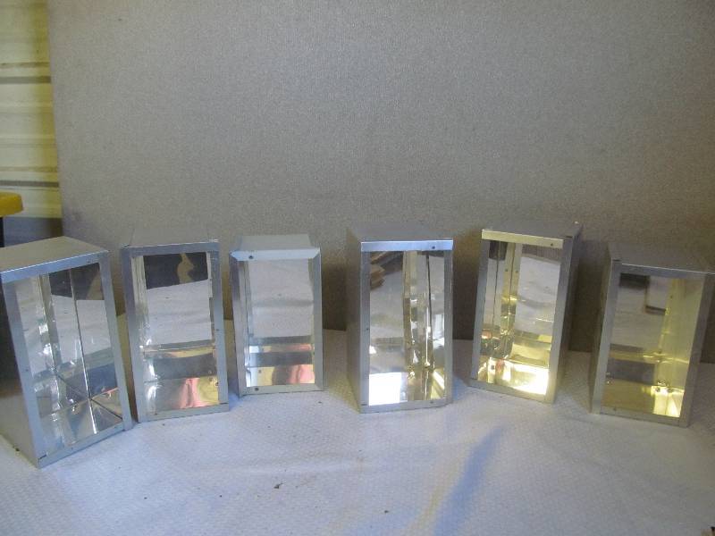lot 207 image: display cases