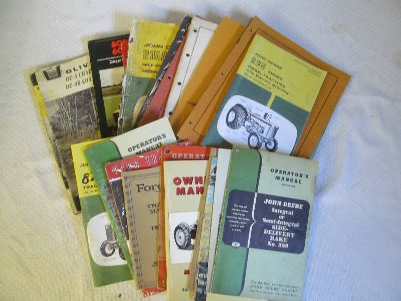 lot 211 image: vintage manuals