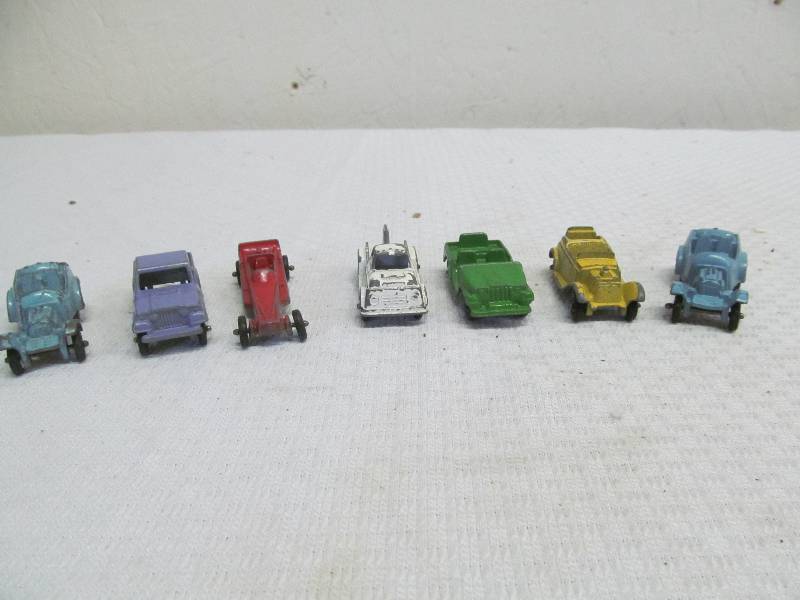 lot 227 image: toys