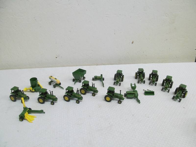 lot 229 image: John Deere Toys