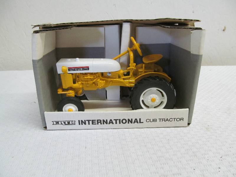 lot 235 image: tractor
