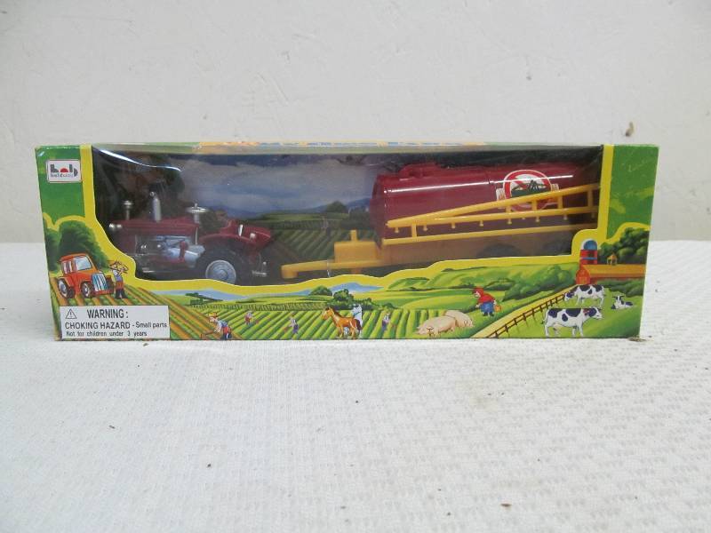 lot 254 image: My Own Farm toy
