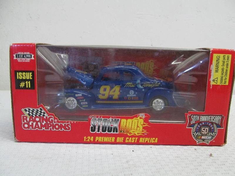 lot 264 image: car