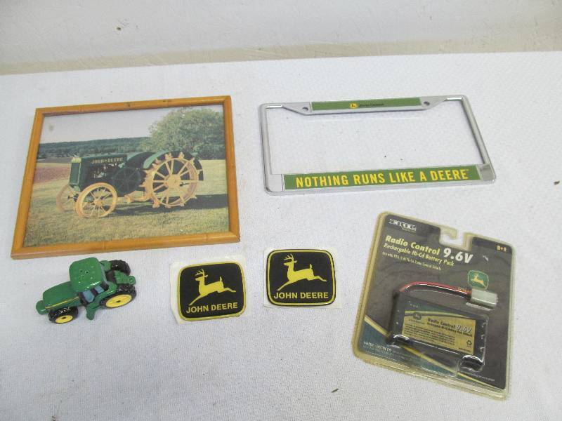 lot 283 image: John Deere items