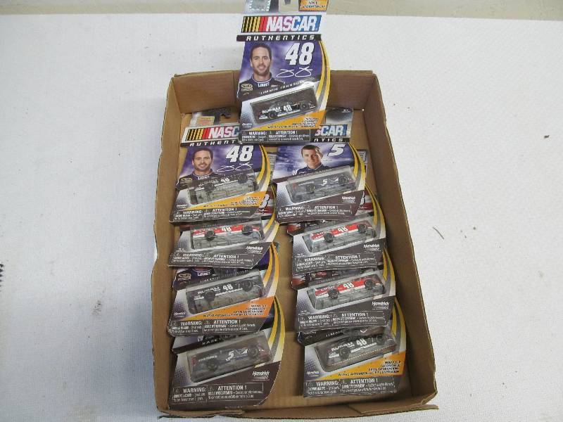 lot 286 image: Nascar CARS