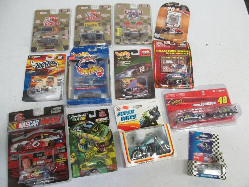 lot 289 image: cars