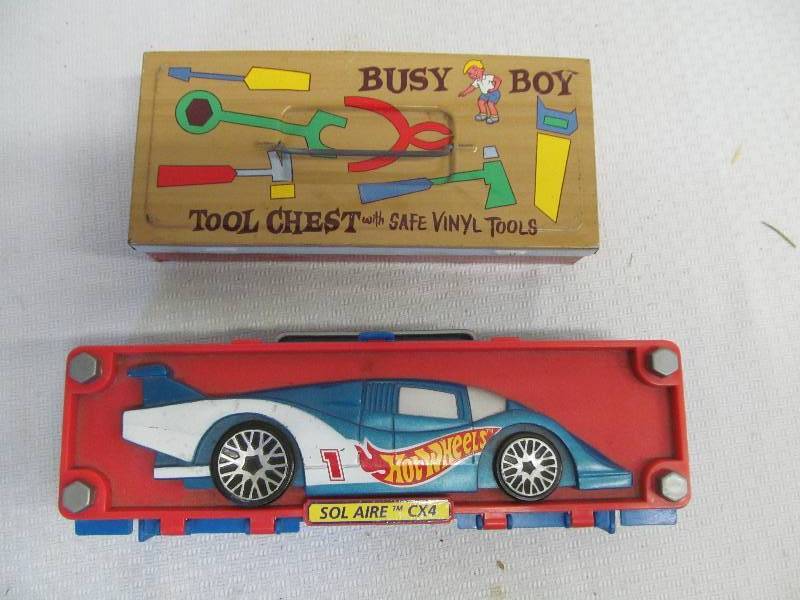 lot 290 image: car case