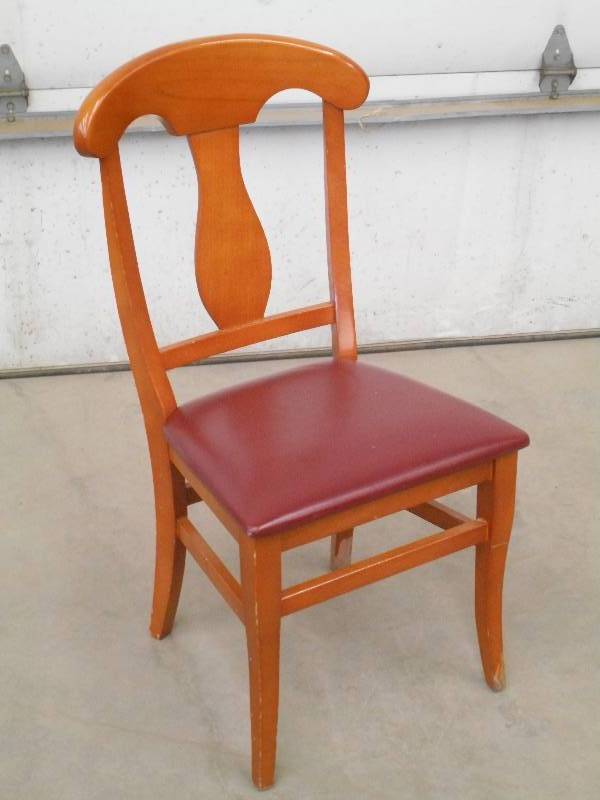 (1) Wood Dining Chair ...