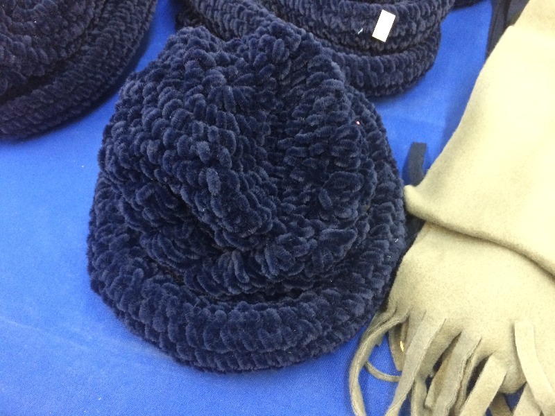 Assorted lot of scarfs & hats - New Product  - view all pictures