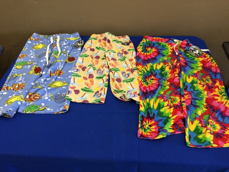 Assorted Grandma Pajama Pants - All New Product - View all pictures  estimated at 50 units