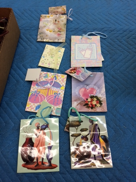 Large order of small gift bags  - All New Product - View all pictures   estimated of approx. 100