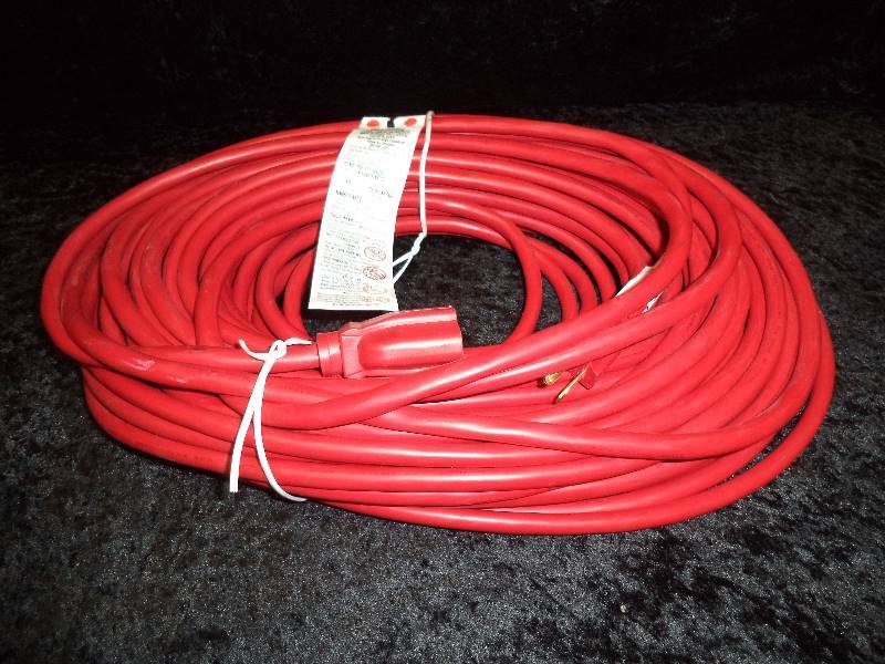 100ft Extension Cord, New