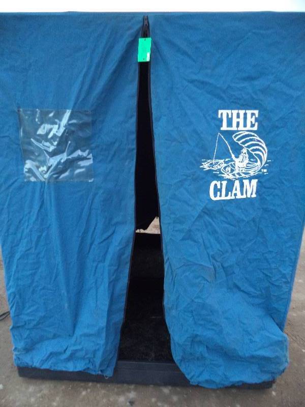 The Clam Portable Fish House