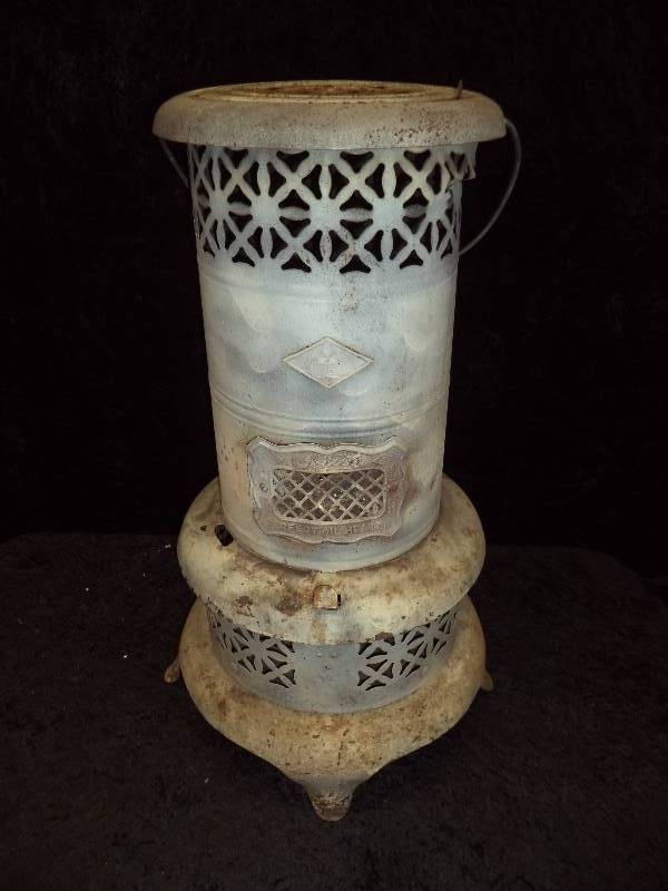 Vintage Nesco Oil Heater