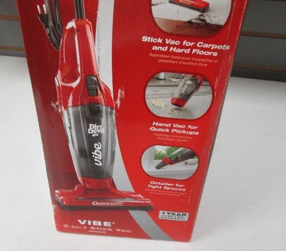 lot 3 image: Dirt Devil 3-in-1 Stick Vac SD20020...