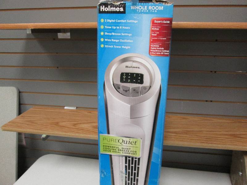 lot 61 image: Holmes Whole Room Tower Fan 3 speed...