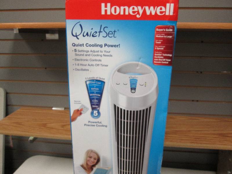 lot 65 image: Honeywell Quiet Set Whole Room Towe...