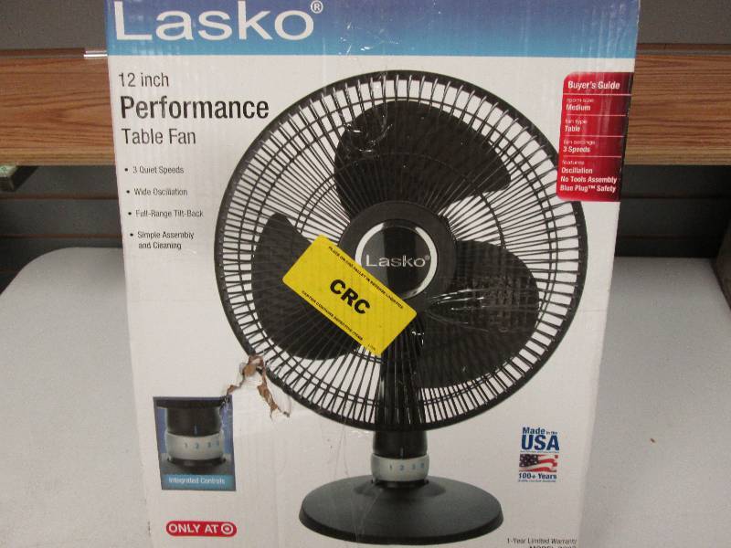 lot 68 image: Lasko 12 inch Performance table Fan...