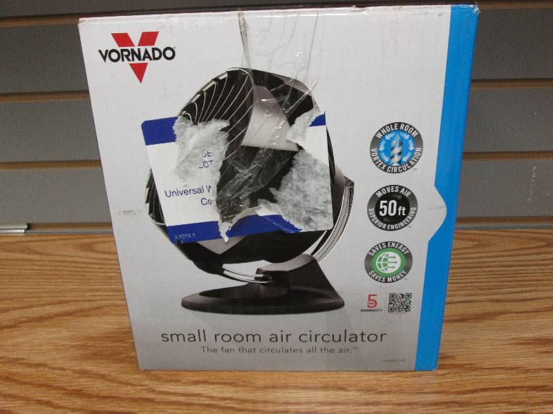 lot 101 image: Vornado Small Room Air Circulator -...