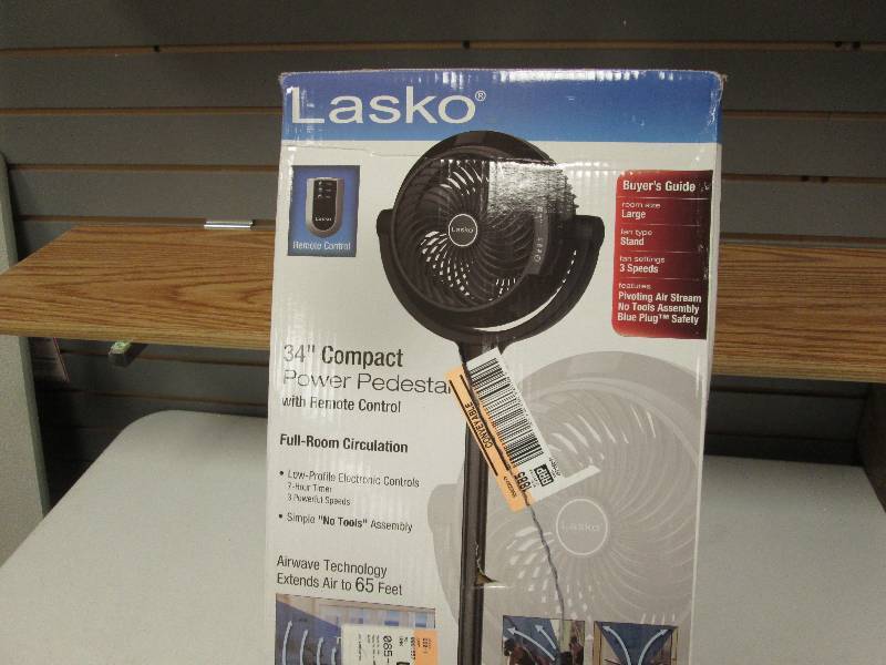 lot 121 image: Lasko 34 Compact Power Pedestal Fa...